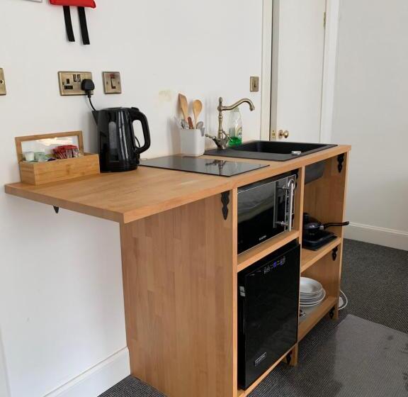 Royal Mile Suites By The Castle