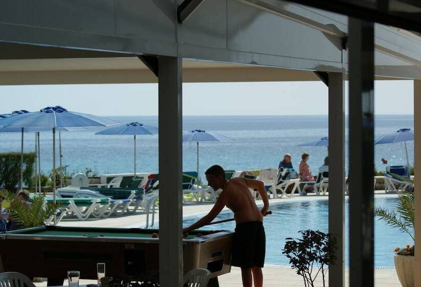 Apartamentos Vistamar