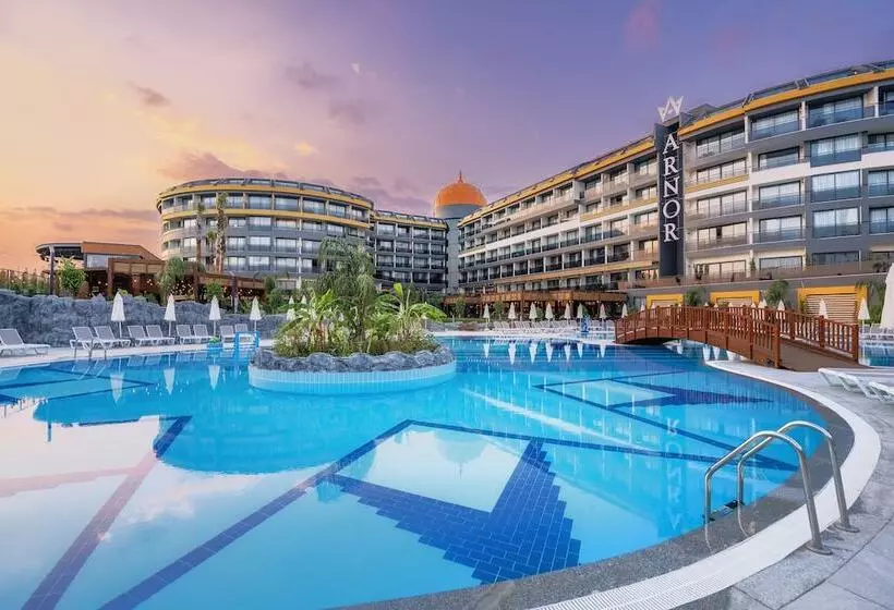 Arnor De Luxe Hotel & Spa