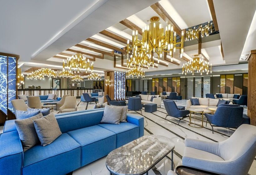 Arnor De Luxe Hotel & Spa