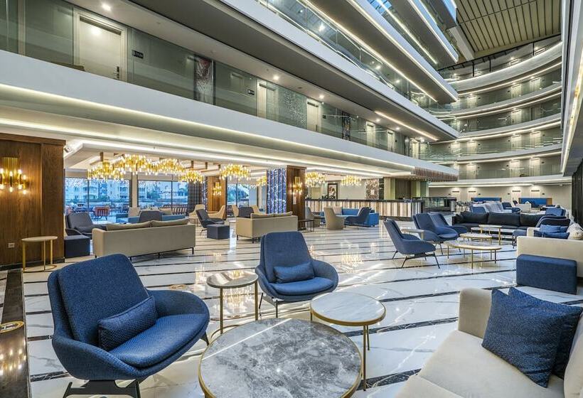 Arnor De Luxe Hotel & Spa