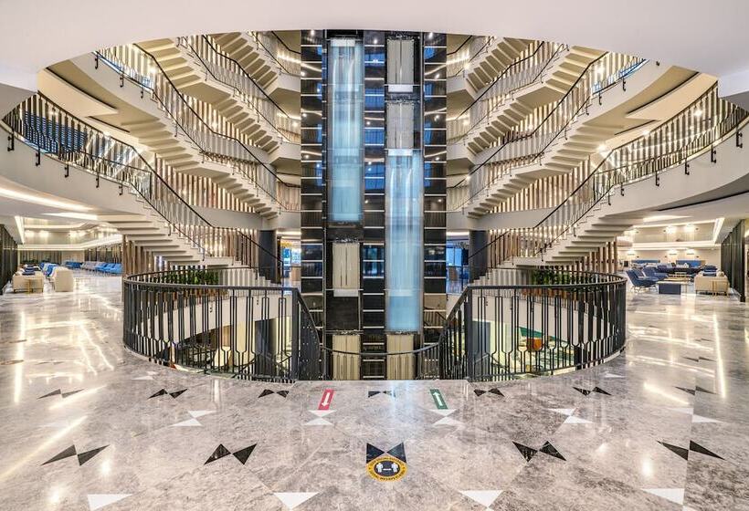 Arnor De Luxe Hotel & Spa