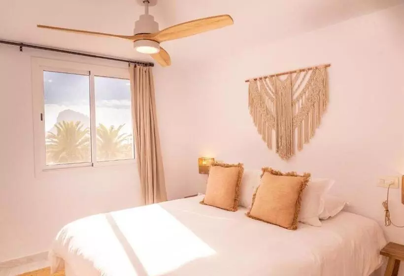 Отель Unio Ibiza Adults Only