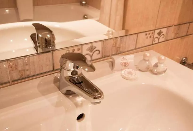 בית מלון כפרי Divesta   Self Check In