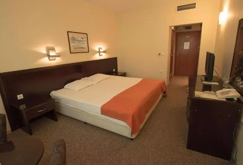 בית מלון כפרי Divesta   Self Check In