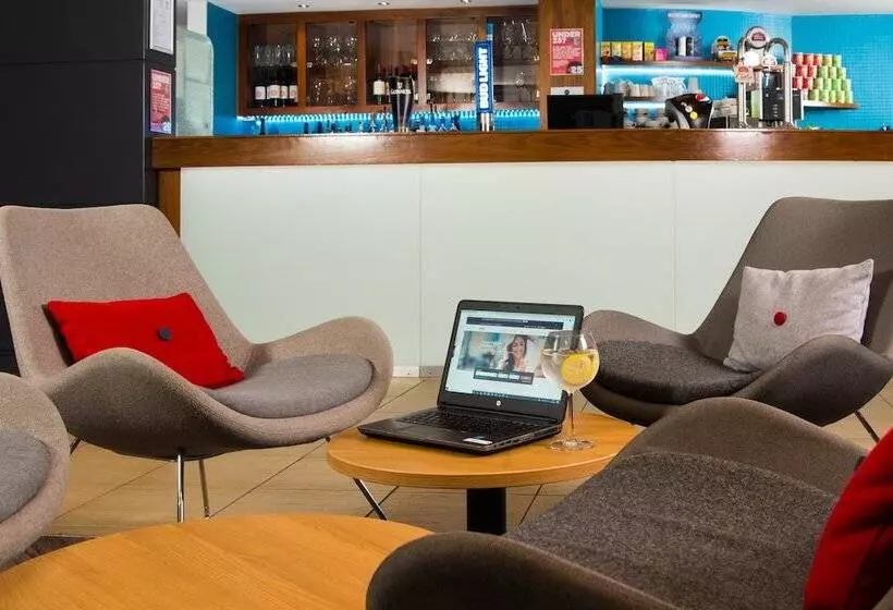 酒店 Holiday Inn Express Newport, An Ihg