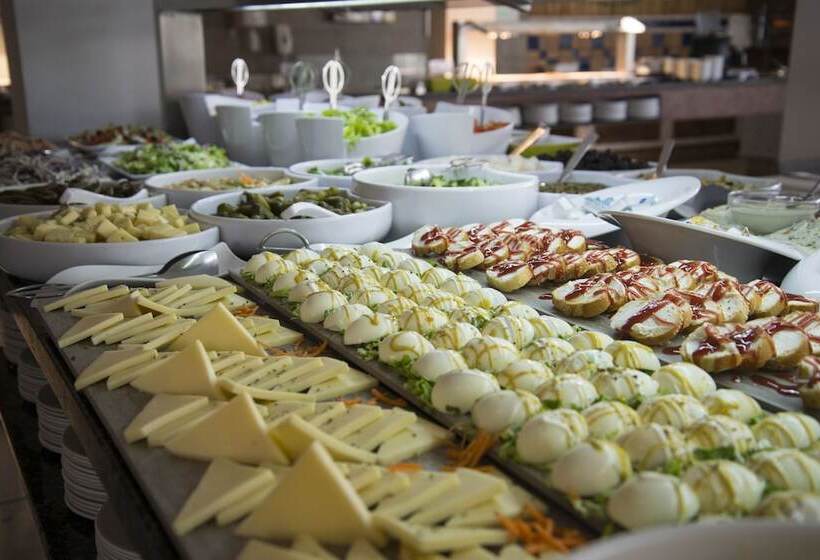 هتل Akeah Broncemar