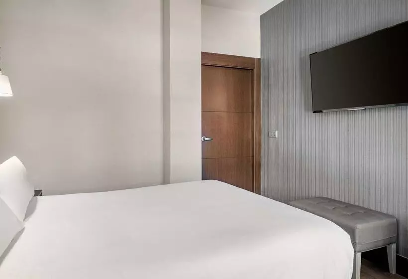 בית מלון כפרי NH Collection León Plaza Mayor