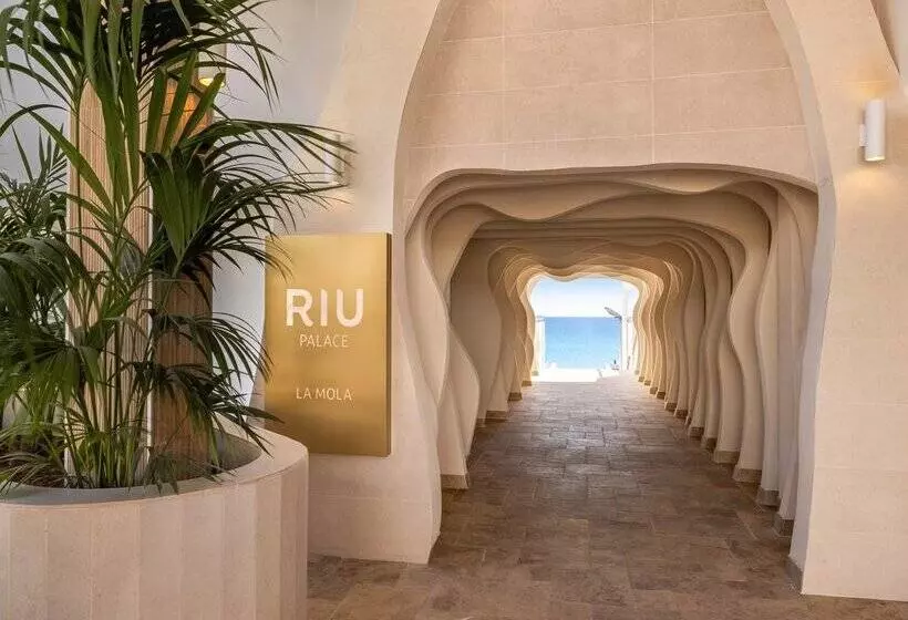 Hotel Riu Palace La Mola