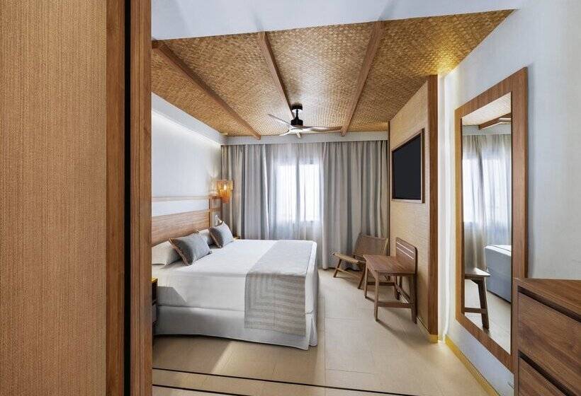 Hotel Riu Palace La Mola