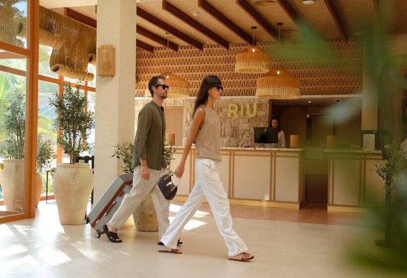 Hotel Riu Palace La Mola