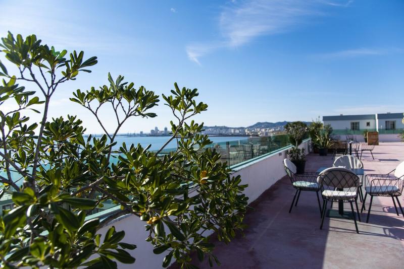 ホテル Antalya   Beach Durres