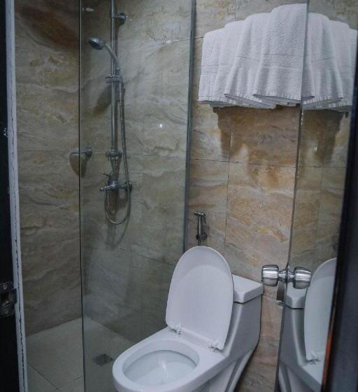 בית מלון כפרי Marcian Business