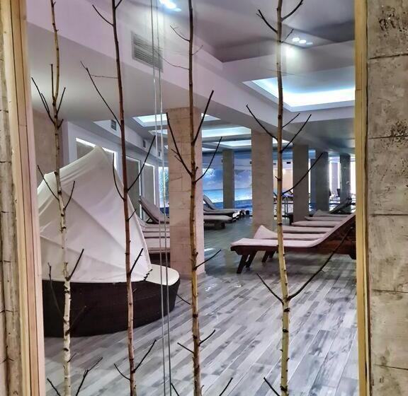 Resort Milmari Mm L24