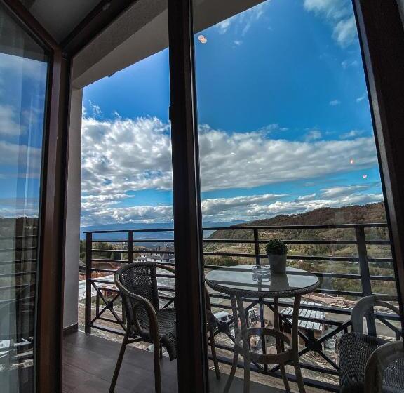 Resort Milmari Mm L24