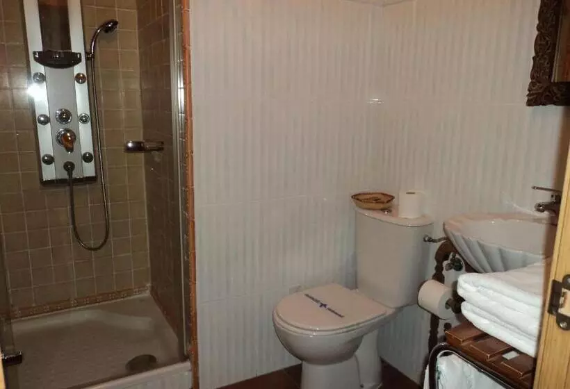 مسافرخانه Hosteria Natura