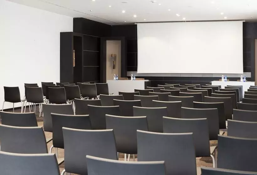 Ac Hotel Bologna By Marriott