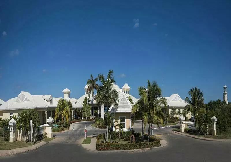 ホテル Playa Punta Hicacos