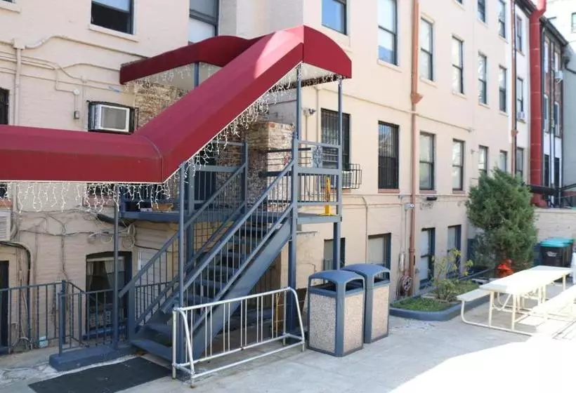 호텔 Chelsea International Hostel