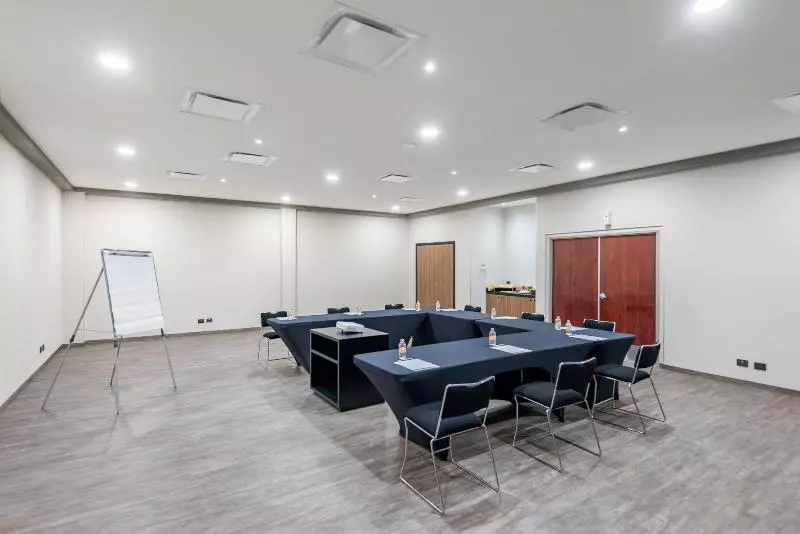 Отель City Express By Marriott Queretaro