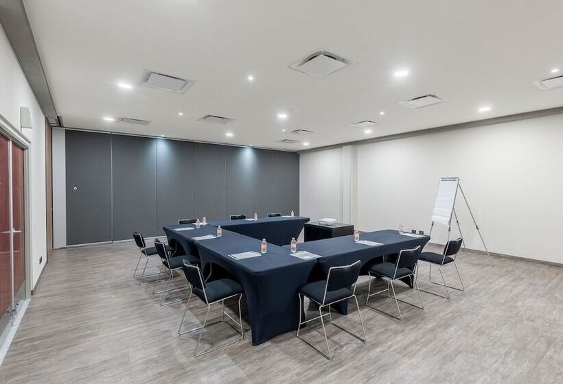 هتل City Express By Marriott Queretaro