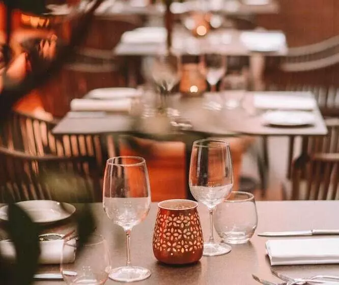 هتل Dei Cavalieri Caserta La Reggia