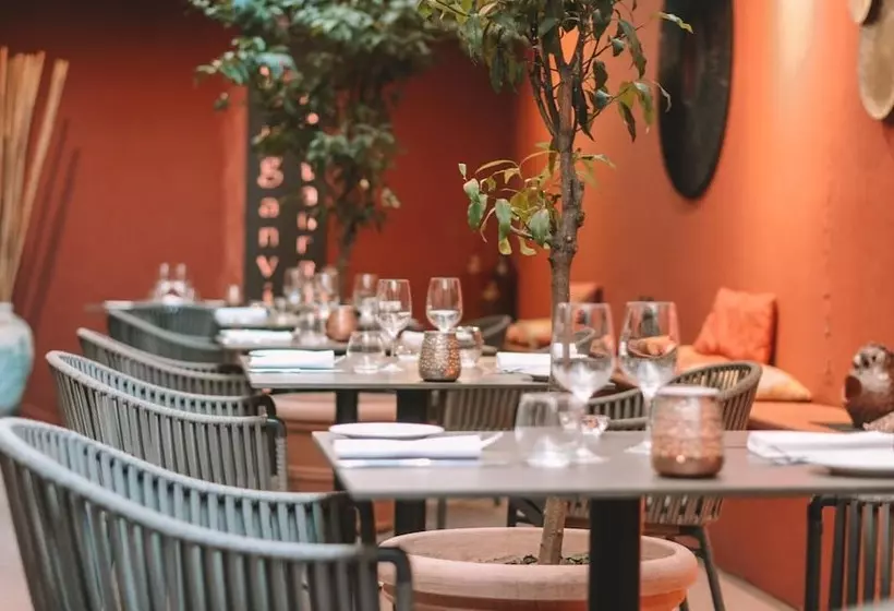 هتل Dei Cavalieri Caserta La Reggia