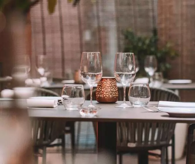 هتل Dei Cavalieri Caserta La Reggia