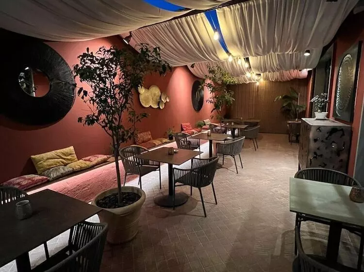 هتل Dei Cavalieri Caserta La Reggia