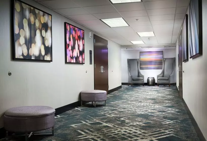 Doubletree By Hilton Hotel Chattanooga Downtown