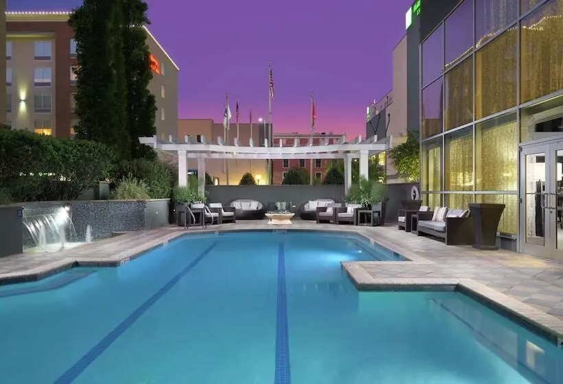 Doubletree By Hilton Hotel Chattanooga Downtown