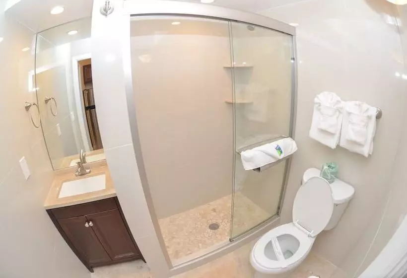 هتل Gulfcoast Inn Naples