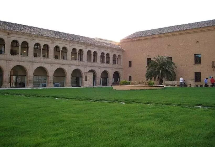 בית מלון כפרי Hospederia Monasterio De Rueda