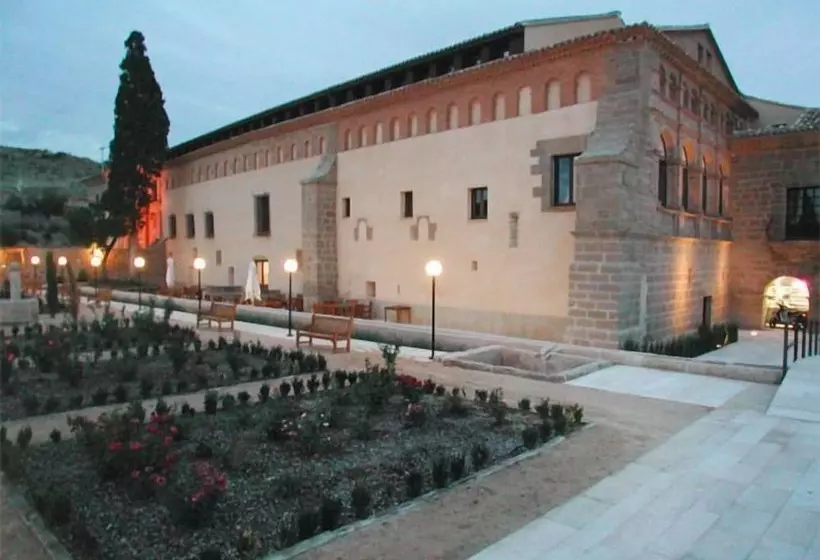 בית מלון כפרי Hospederia Monasterio De Rueda