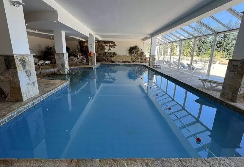 Huinid Bustillo Hotel & Spa