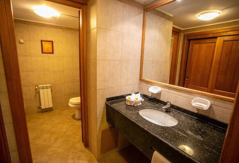 Huinid Bustillo Hotel & Spa