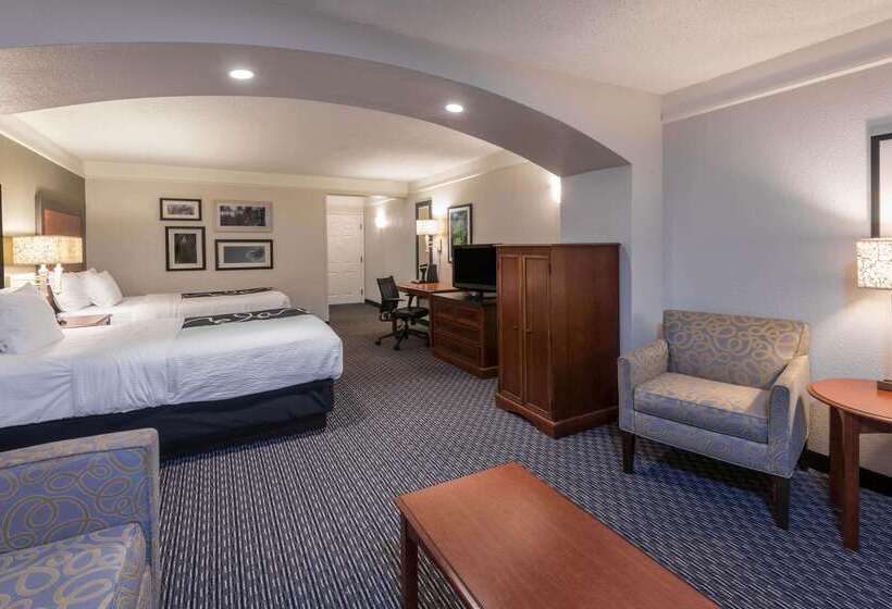 فندق La Quinta Inn & Suites By Wyndham San Antonio Riverwalk