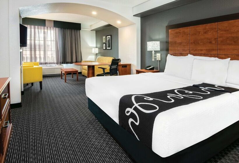 فندق La Quinta Inn & Suites By Wyndham San Antonio Riverwalk