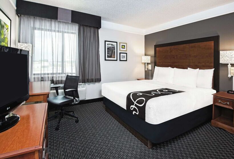 فندق La Quinta Inn & Suites By Wyndham San Antonio Riverwalk