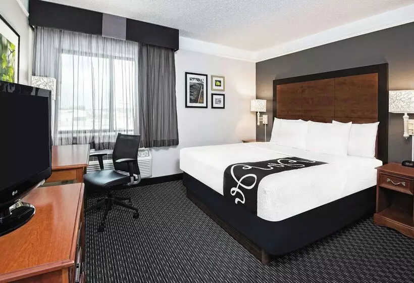 酒店 La Quinta Inn & Suites By Wyndham San Antonio Riverwalk