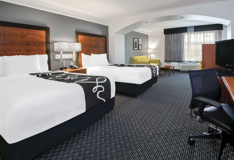 فندق La Quinta Inn & Suites By Wyndham San Antonio Riverwalk