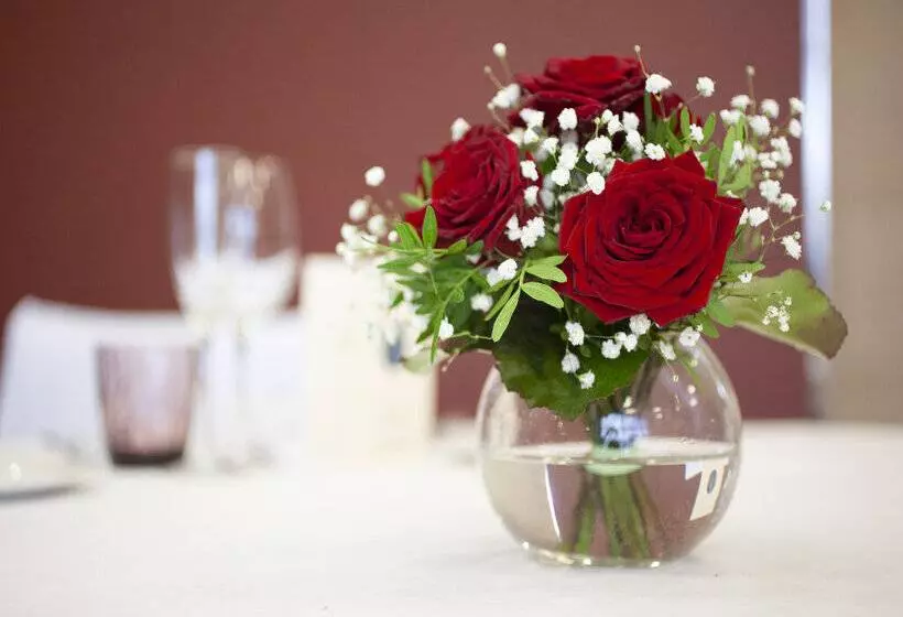 Hotell Puerta De Bilbao