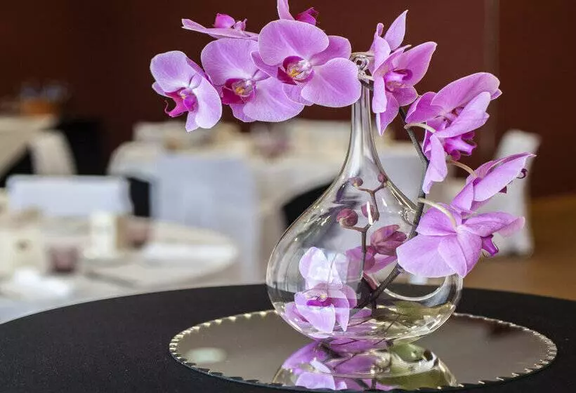 Hotell Puerta De Bilbao