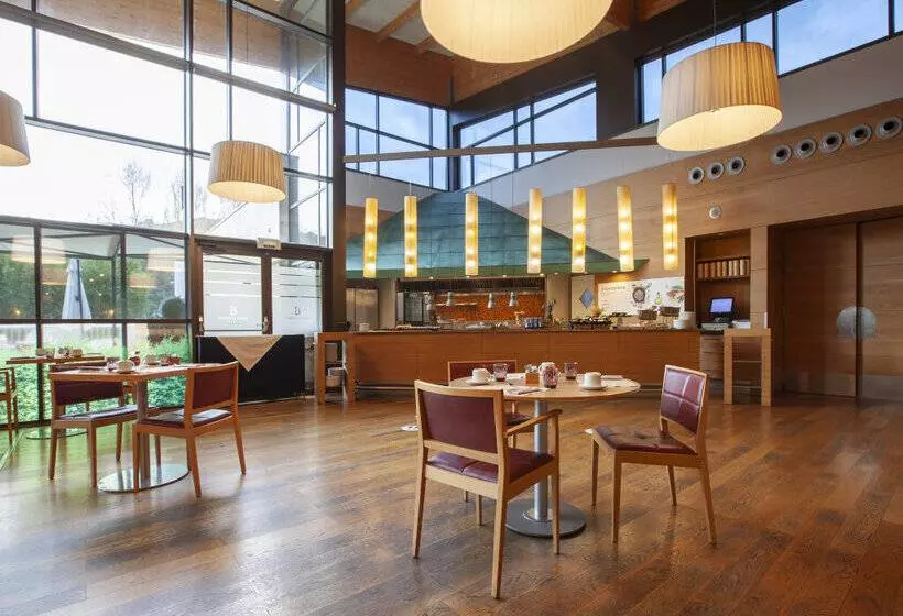 Hotell Puerta De Bilbao