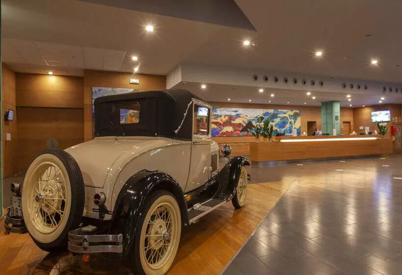 Hotell Puerta De Bilbao