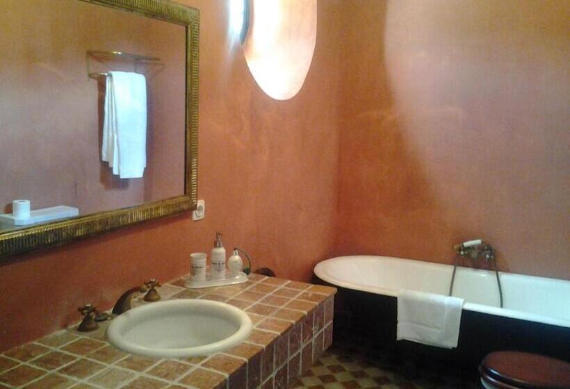 فندق ريفى Hacienda La Indiana