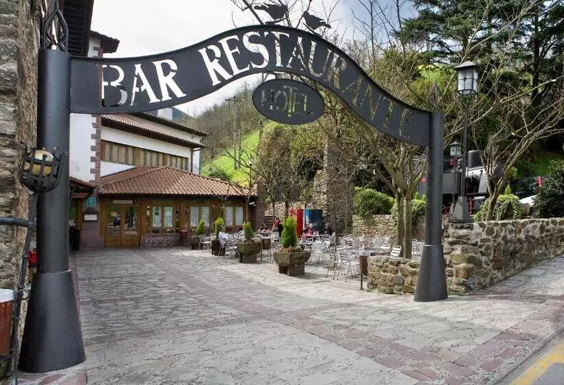 בית מלון כפרי Venta De Etxalar