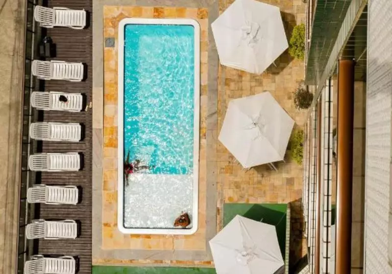 Yak Beach Hotel Ponta Negra