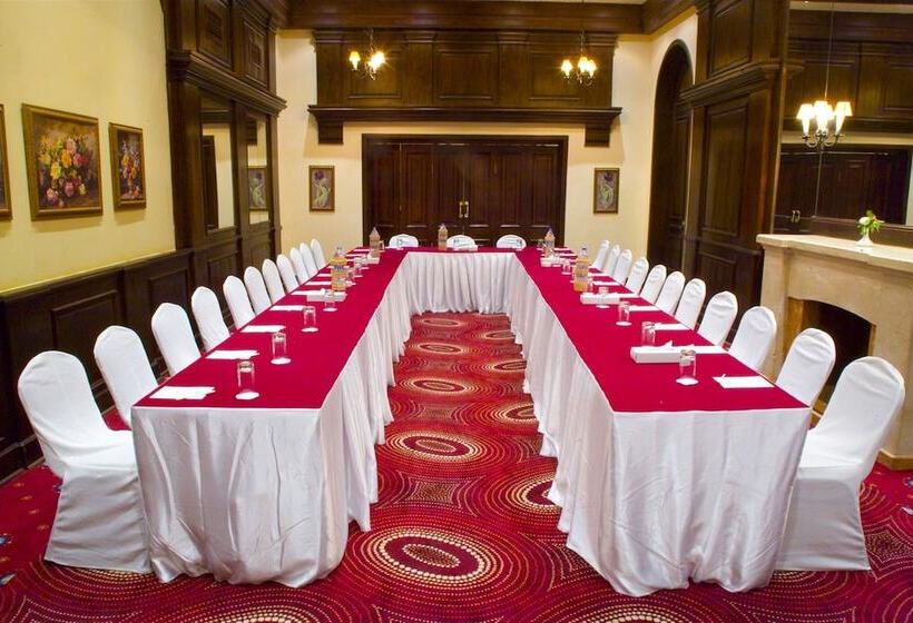 هتل Helnan Auberge