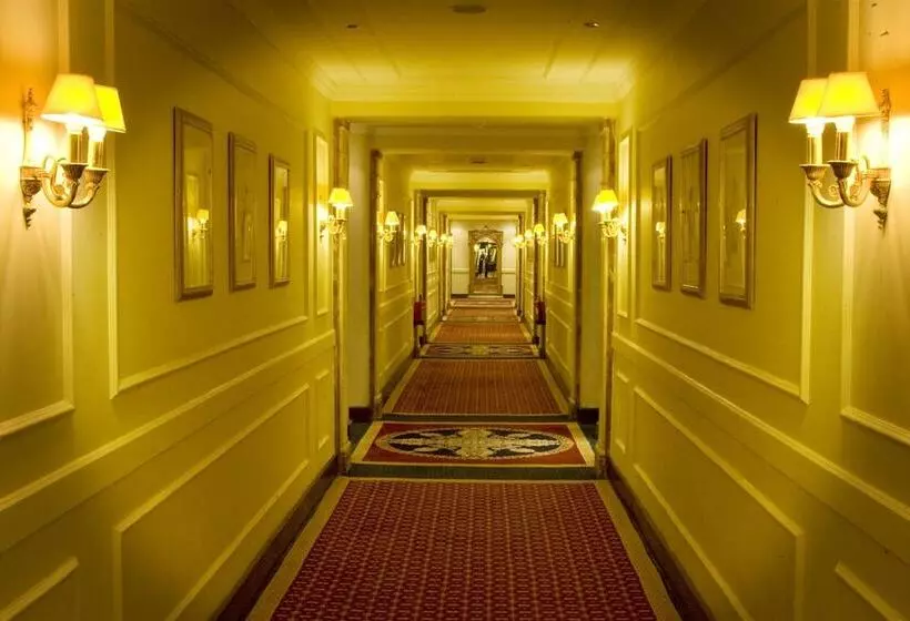 هتل Helnan Auberge